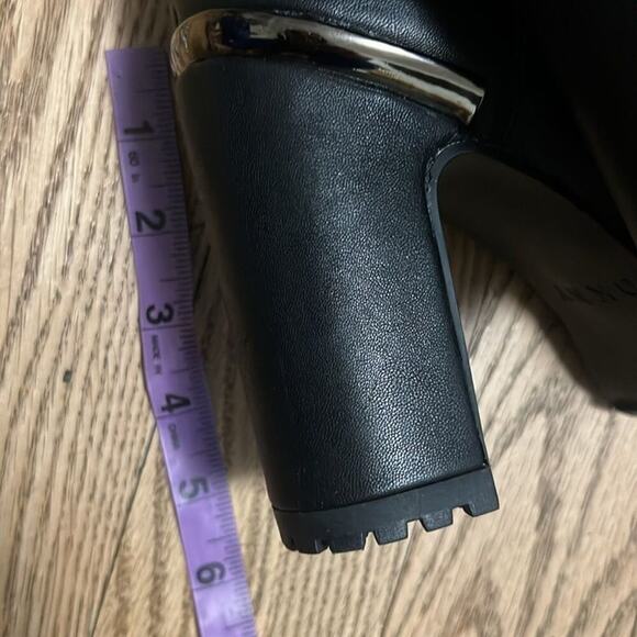 DKNY LENNI LACE UP BOOTS SIZE 8 1/2 M - Picture 5 of 6